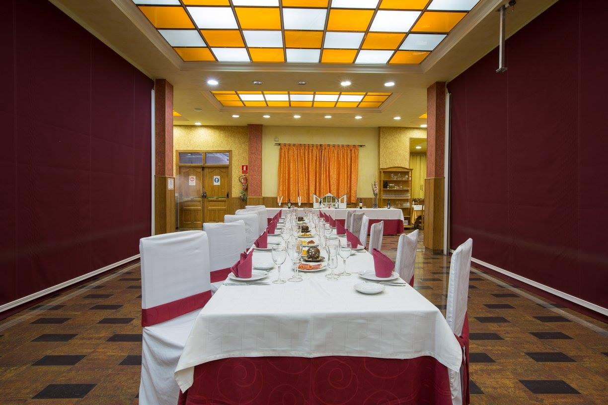 Hotel Los Chiles Villanueva Del Arzobispo Exteriér fotografie
