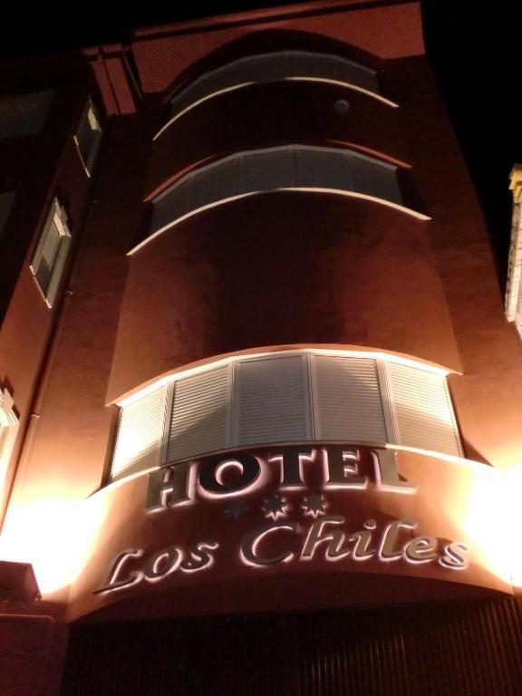 Hotel Los Chiles Villanueva Del Arzobispo Exteriér fotografie