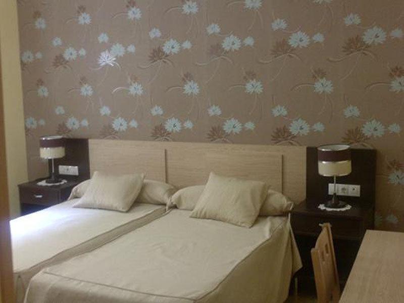 Hotel Los Chiles Villanueva Del Arzobispo Pokoj fotografie